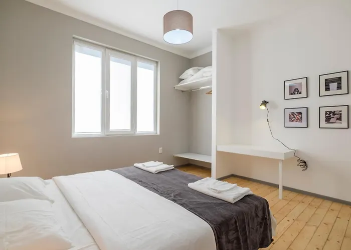 Bluewaveplace - Stylish 2 Bedroom Home In Center Of Sofia