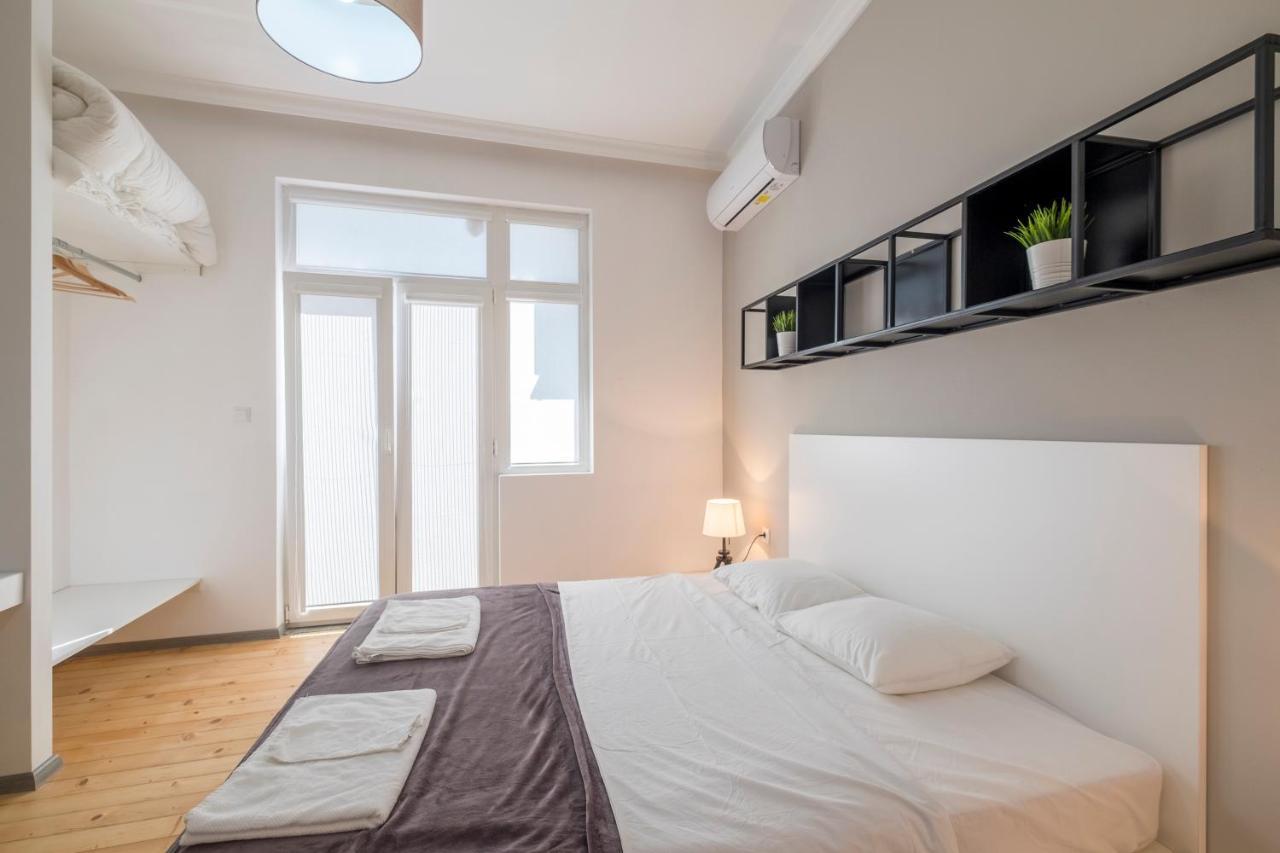 Bluewaveplace - Stylish 2 Bedroom In Center Of Apartment *