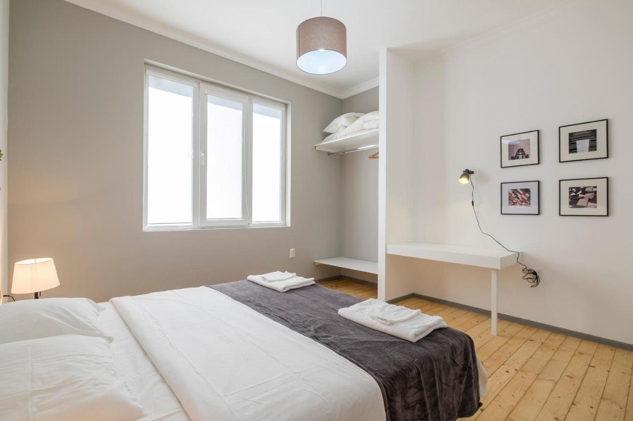 Bluewaveplace - Stylish 2 Bedroom In Center Of Apartment