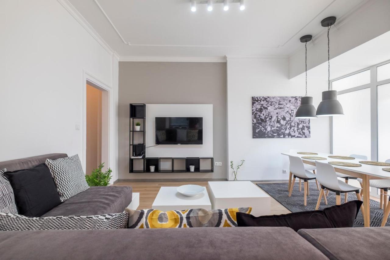 Bluewaveplace - Stylish 2 Bedroom In Center Of Sofia