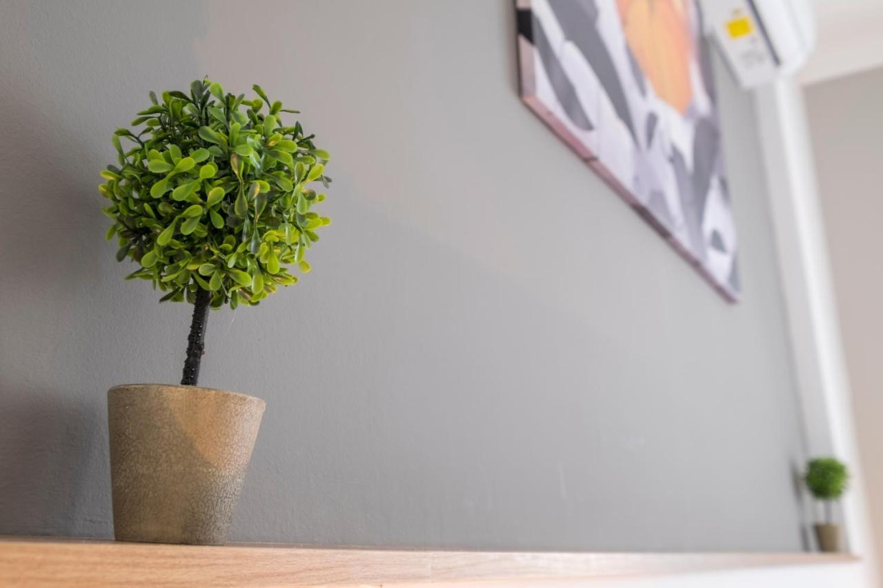 Bluewaveplace - Stylish 2 Bedroom In Center Of Sofia
